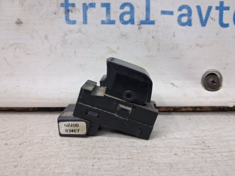 Кнопка стеклоподъемника Suzuki Grand Vitara 2005-2016 JT 2.7 бензин H27A 3799562J00 Б/У