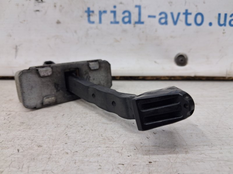 Ограничитель двери задний правый Mazda 6 GJ 2.2 diesel