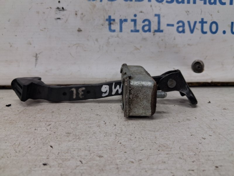 Ограничитель двери задний левый Mazda 6 2012- GJ 2.2 diesel GHP9-72-270A Б/У