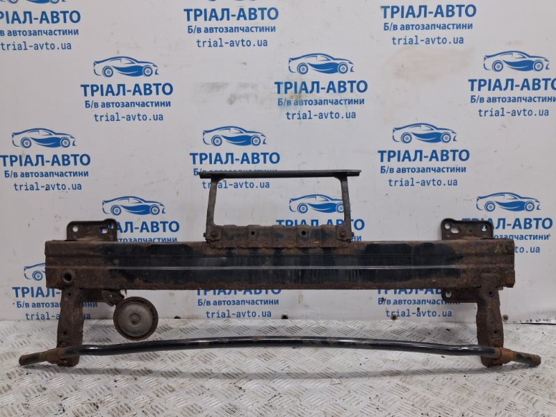 Усилитель бампера передний Hyundai I30 2011-2017 GD 1.6 diesel D4FB 86530A6000 Б/У