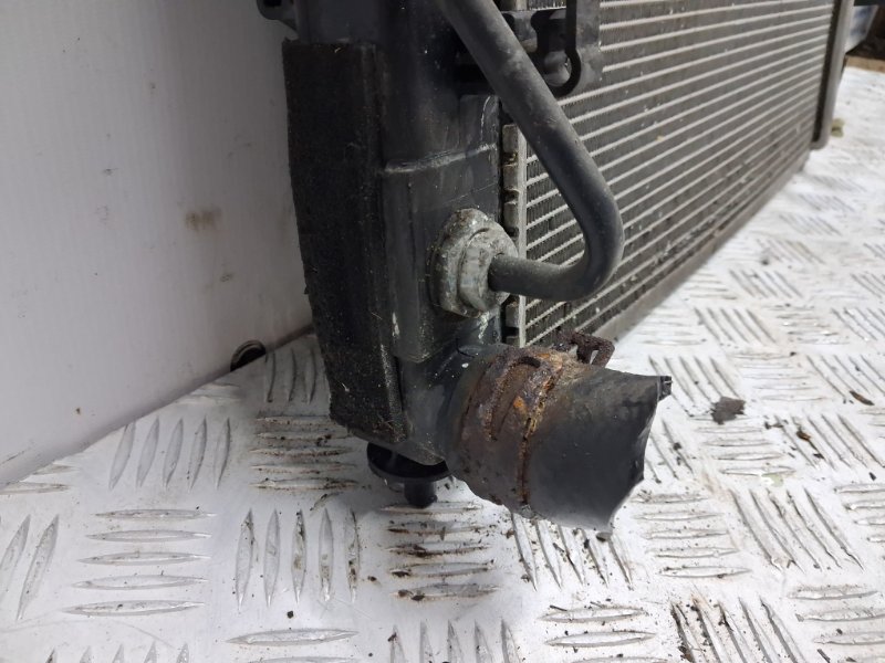 Радиатор основной Santa fe 2005-2012 CM 2.2 diesel D4HB