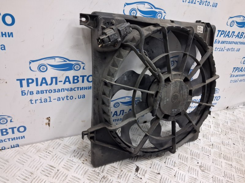 Диффузор с вентилятором радиатора Hyundai Santa fe CM 2.2 diesel D4HB