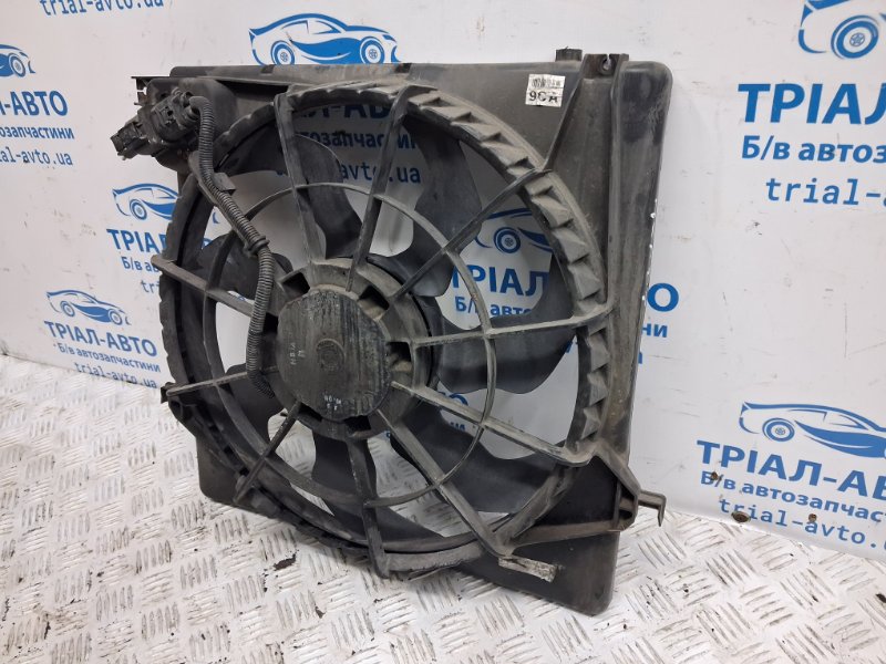 Диффузор с вентилятором радиатора Santa fe 2005-2012 CM 2.2 diesel D4HB