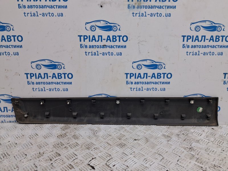 Накладка двери передняя правая Captiva 2006-2018 C140 2.2 diesel Z22D1