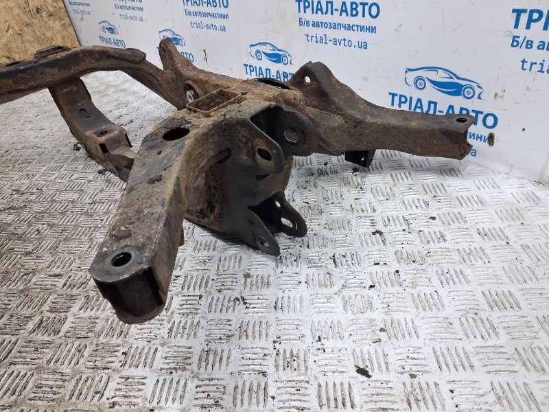 Балка задней подвески Chevrolet Captiva C140 2.2 diesel Z22D1