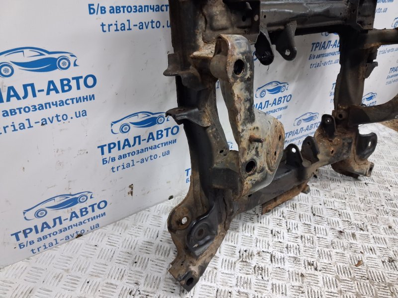 Балка передней подвески Suzuki Grand Vitara JT 2.0 Бензин J20A