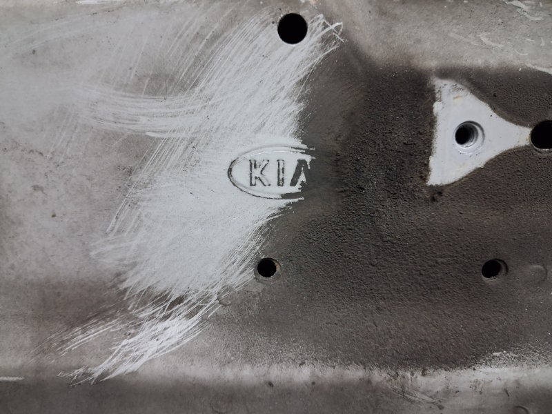 Капот Sportage 2010-2016 SL 1.7 diesel D4FD