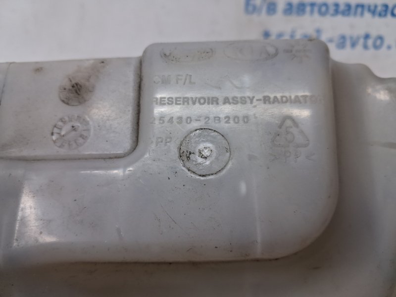Бачок радиатора (расширительный) Santa fe 2005-2012 CM 2.2 diesel D4HB
