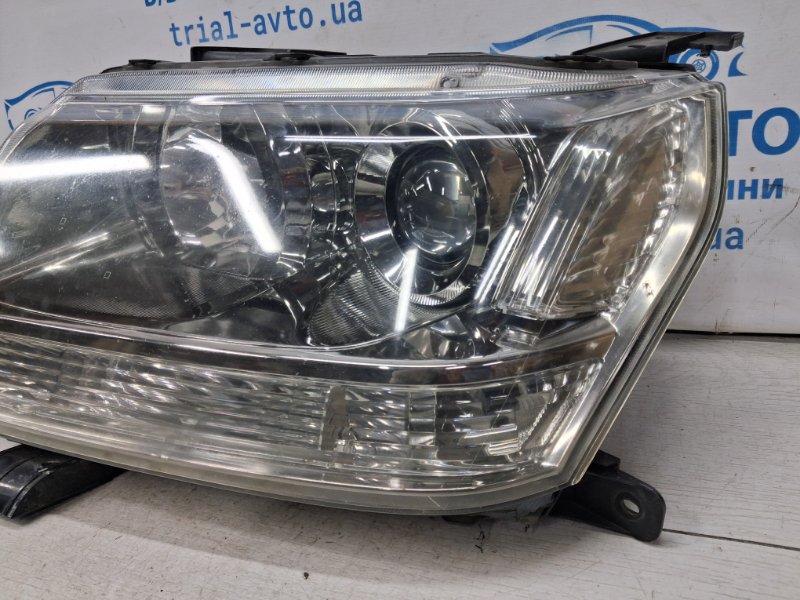 Фара левая Suzuki Grand Vitara JT 2.0 Бензин J20A