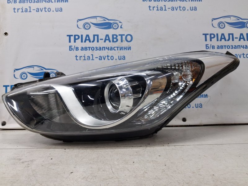 Фара левая галоген Hyundai I30 2011-2017 GD 1.6 diesel D4FB 92101A6030 Б/У