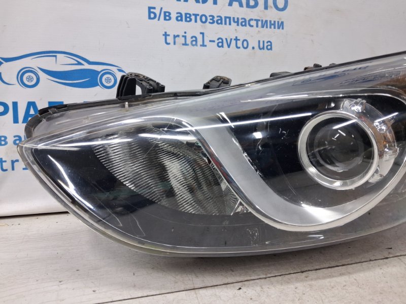 Фара левая галоген Hyundai I30 GD 1.6 diesel D4FB