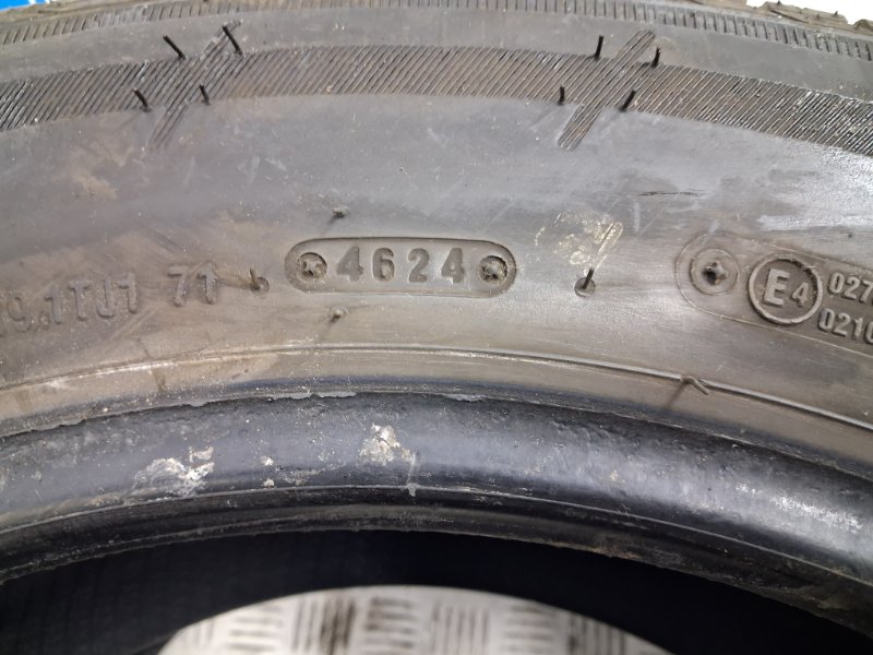 Шины 2 шт 225/65 R17