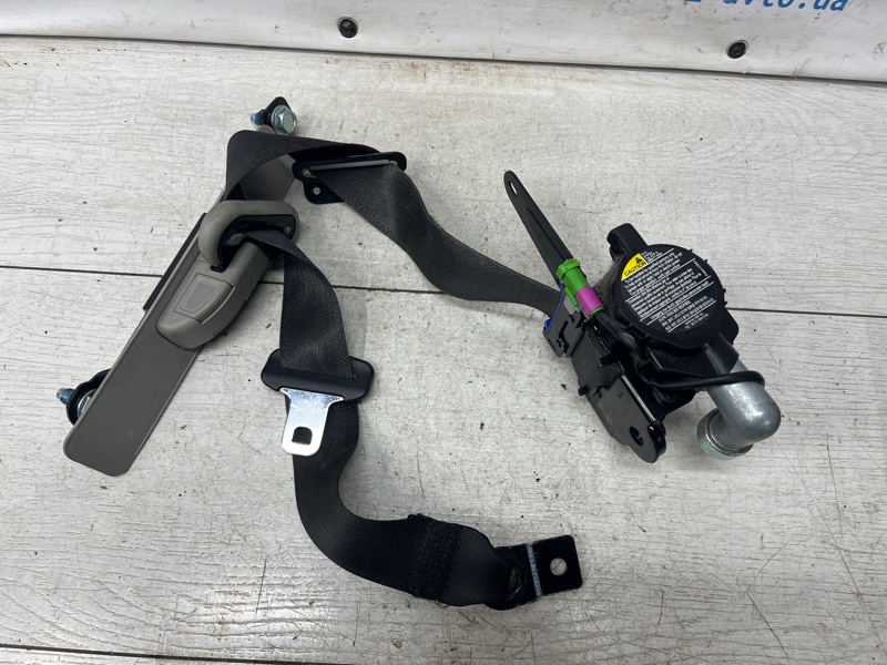 Ремень безопасности передний правый Captiva 2006-2018 C140 2.2 diesel Z22D1