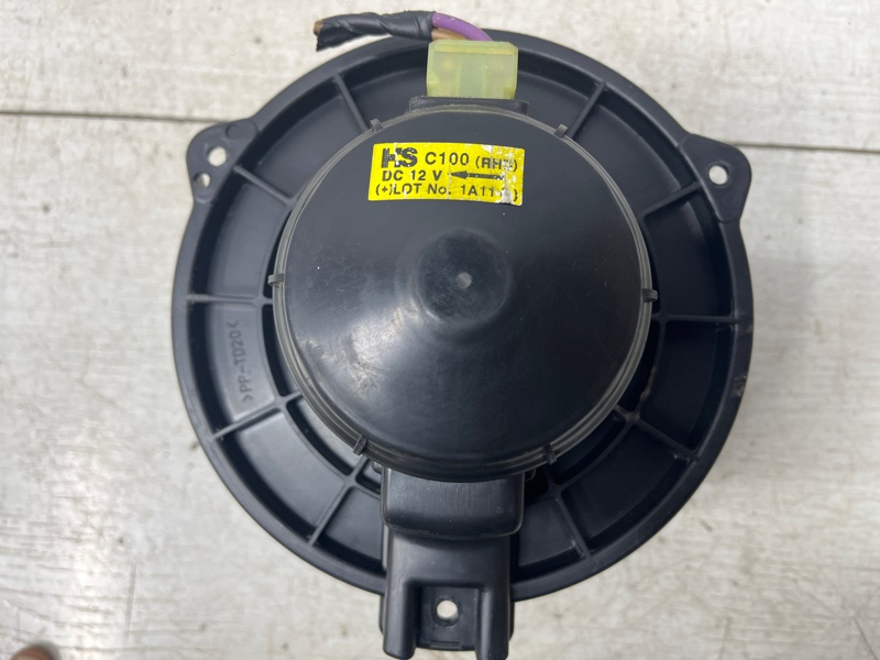 Моторчик печки Captiva 2006-2018 C140 2.2 diesel Z22D1