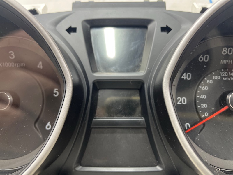 Приборная панель I30 2011-2017 GD 1.6 diesel D4FB