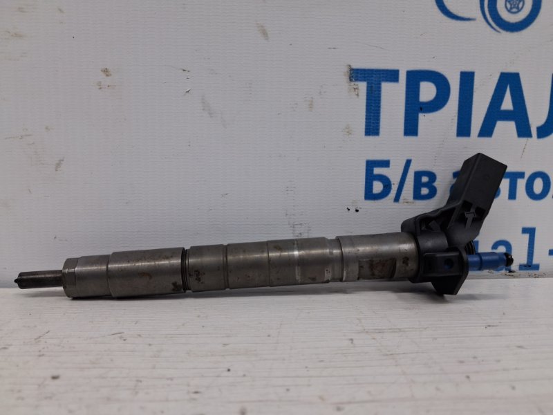 Форсунка топливная Hyundai Santa fe 2012-2019 DM 2.2 diesel D4HB 338002F000 Б/У