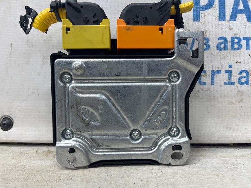 Блок управления AIRBAG I30 2011-2017 GD 1.6 diesel D4FB