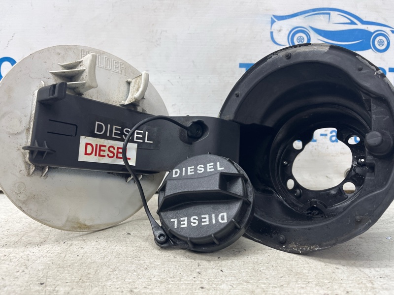Лючок бака I30 2011-2017 GD 1.6 diesel D4FB