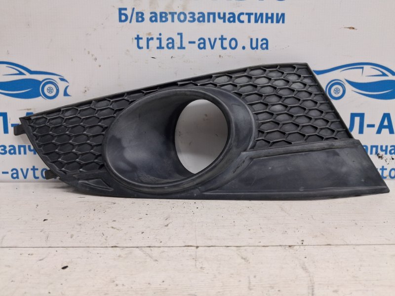 Запчасть решетка переднего бампера правая Chevrolet Captiva 2006-2018 C140 2.2 diesel Z22D1 96945180 Б/У Решетка переднего бампера правая Chevrolet Captiva 2006-2018 C140 2.2 diesel Z22D1 96945180 Б/У
