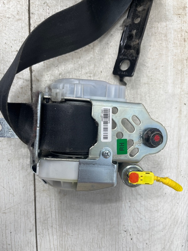 Ремень безопасности передний правый Hyundai I30 GD 1.6 diesel D4FB