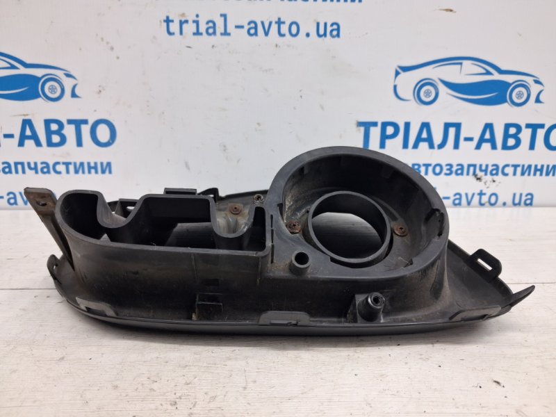 Решетка переднего бампера правая Kia Sportage QL 1.7 diesel D4FD