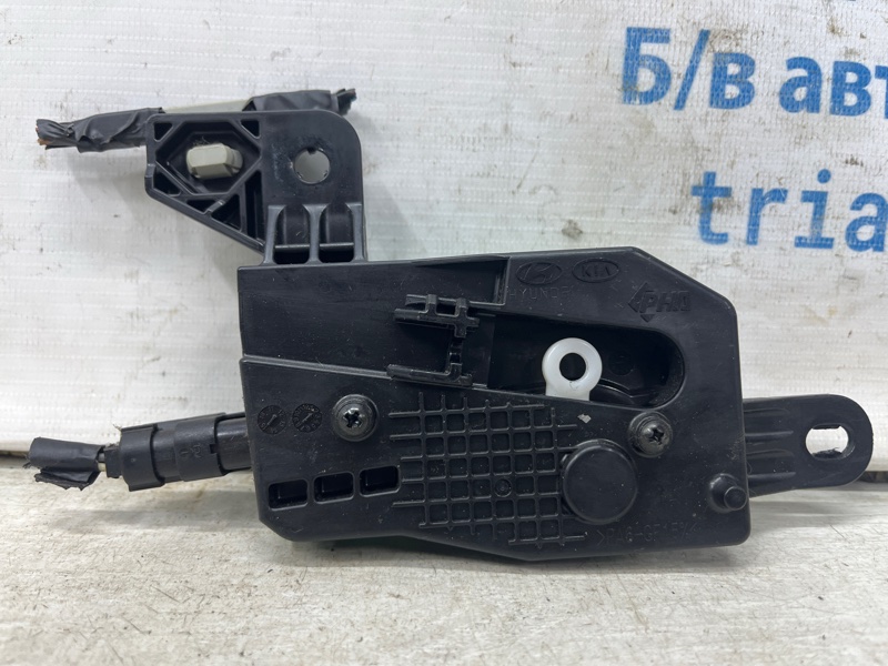 Привод лючка бака Hyundai I30 2011-2017 GD 1.6 diesel D4FB 81590A5000 Б/У