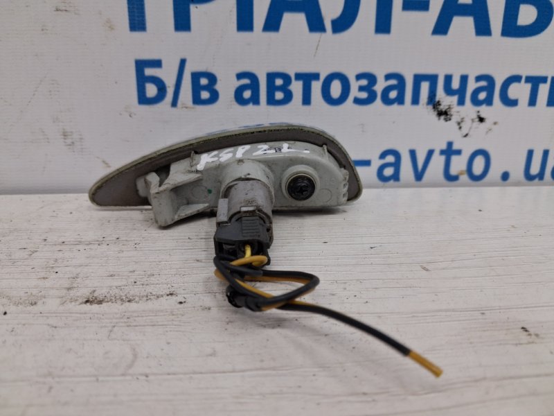 Повторитель поворотника левый Sportage 2015-2022 QL 1.7 diesel D4FD