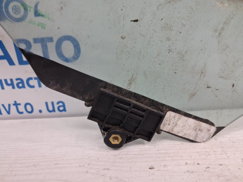 Стекло двери заднее левое Sportage 2015-2022 QL 1.7 diesel D4FD