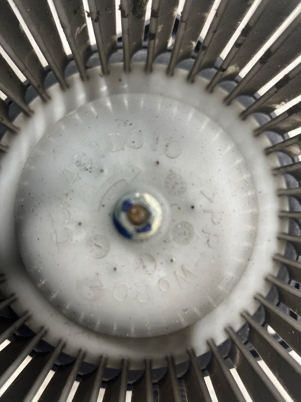 Моторчик печки Grand Vitara 2005-2016 JT 2.0 Бензин J20A