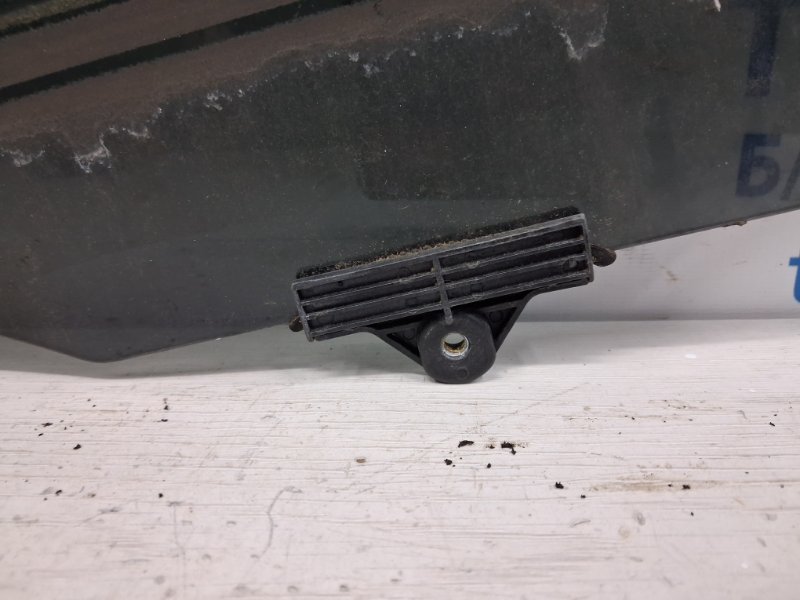 Стекло двери заднее правое Santa fe 2005-2012 CM 2.2 diesel D4HB