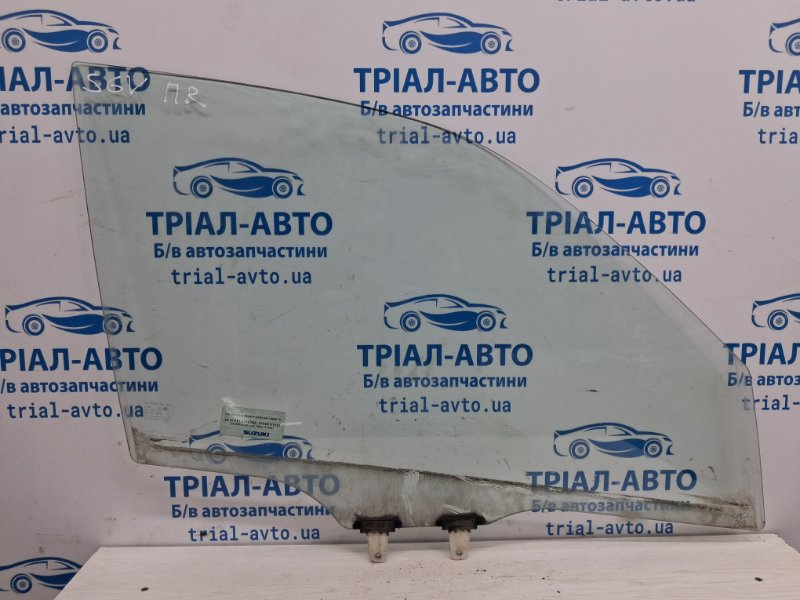 Стекло двери переднее правое Suzuki Grand Vitara 2005-2016 JT 2.0 Бензин J20A 8450165J00 Б/У