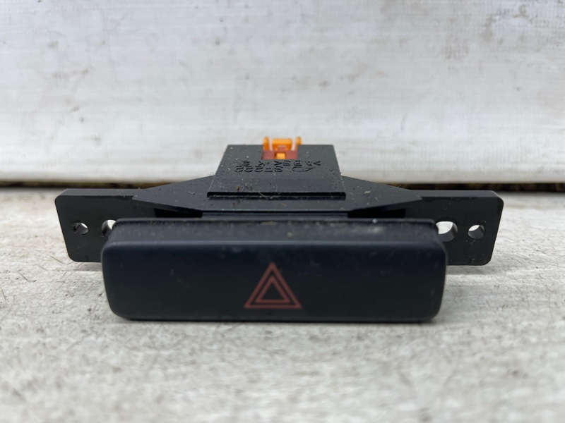 Кнопка аварийки Suzuki Grand Vitara 2005-2016 JT 2.0 Бензин J20A 37430-64J00 Б/У