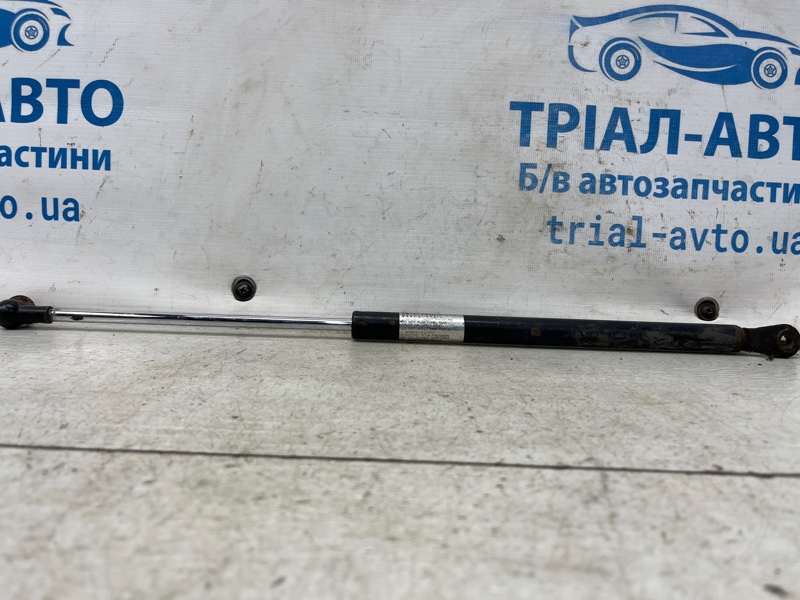 Амортизатор крышки багажника Suzuki Grand Vitara 2005-2016 JT 2.0 Бензин J20A 81800-65820 Б/У