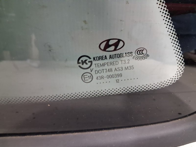 Стекло в кузов заднее левое Santa fe 2005-2012 CM 2.2 diesel D4HB