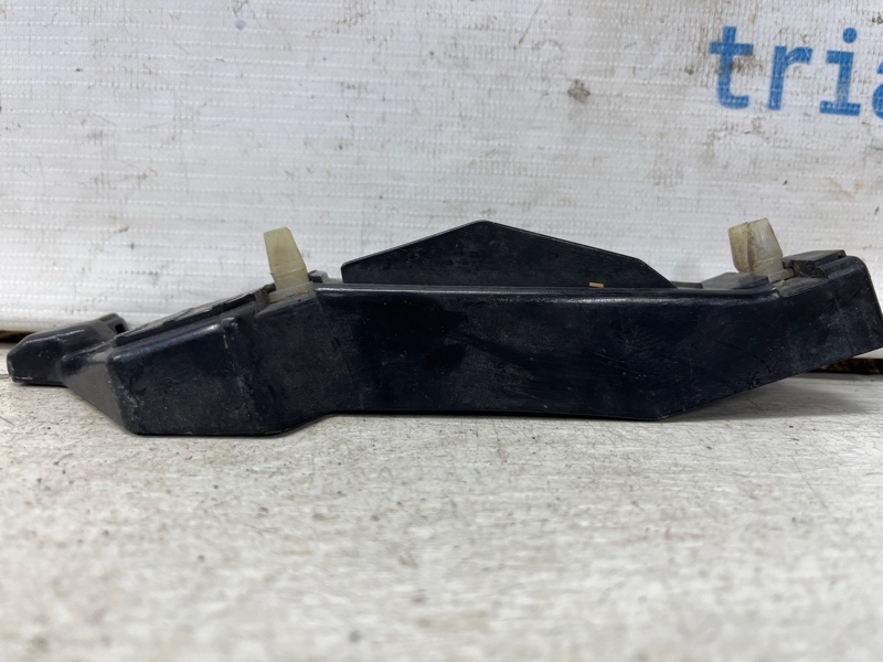 Кронштейн бампера передний правый Santa fe 2005-2012 CM 2.2 diesel D4HB