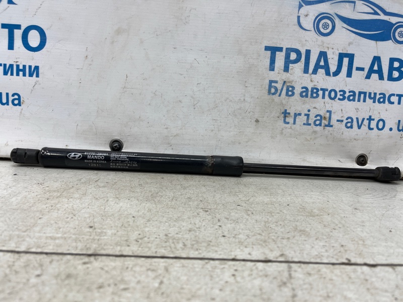 Амортизатор крышки багажника Hyundai Santa fe 2005-2012 CM 2.2 diesel D4HB 817702B001 Б/У