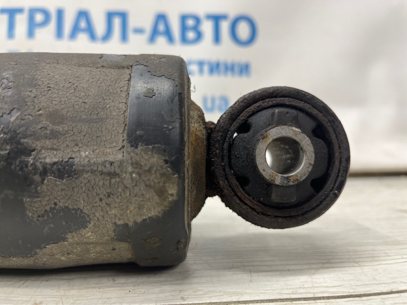 Амортизатор задний Captiva 2006-2018 C140 2.2 diesel Z22D1