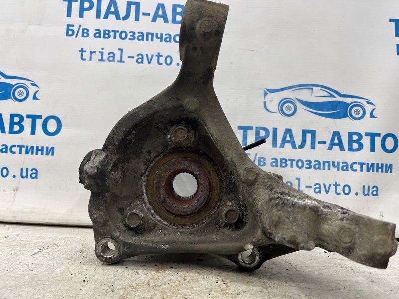 Кулак поворотный левый со ступицей Captiva 2006-2018 C140 2.2 diesel Z22D1