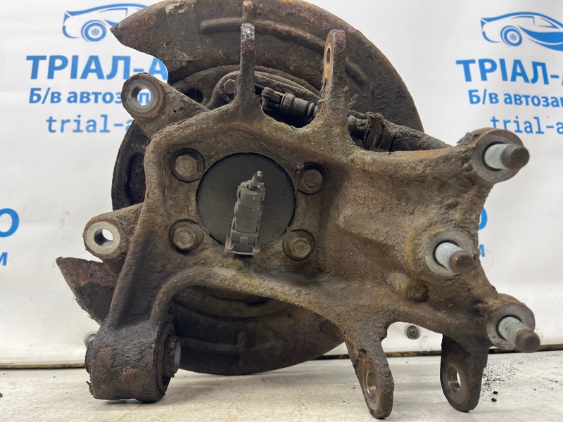 Цапфа задняя левая со ступицей Sportage 2015-2022 QL 1.7 diesel D4FD