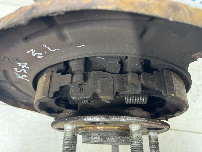 Цапфа задняя левая со ступицей Sportage 2015-2022 QL 1.7 diesel D4FD