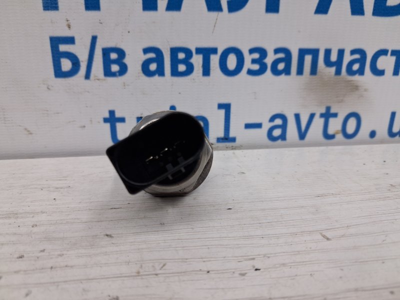 Датчик давления топлива в рейке Captiva 2006-2018 C140 2.2 diesel Z22D1