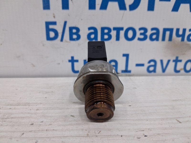 Датчик давления топлива в рейке Chevrolet Captiva C140 2.2 diesel Z22D1