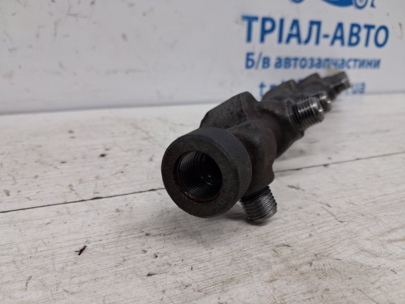 Топливная рампа Hyundai Santa fe CM 2.2 diesel D4HB