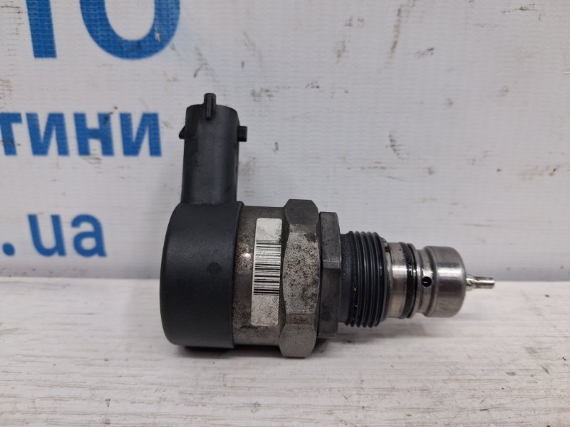 Датчик давления топлива в рейке Hyundai Santa fe 2005-2012 CM 2.2 diesel D4HB 0281006037 Б/У