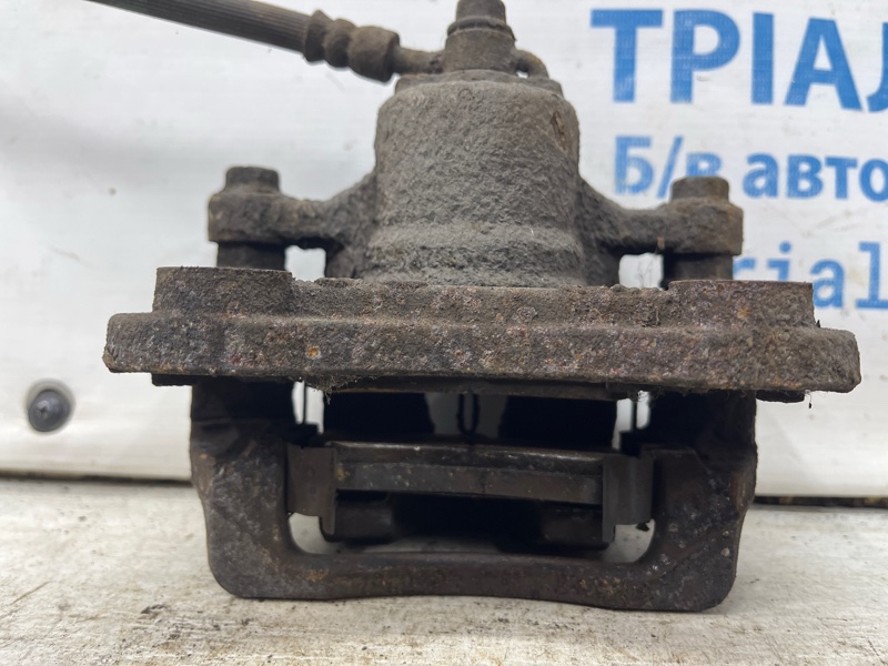 Суппорт задний левый Kia Sportage QL 1.7 diesel D4FD