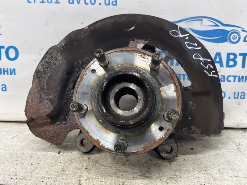 Кулак поворотный правый со ступицей Kia Sportage 2015-2022 QL 1.7 diesel D4FD 51716D7000 Б/У