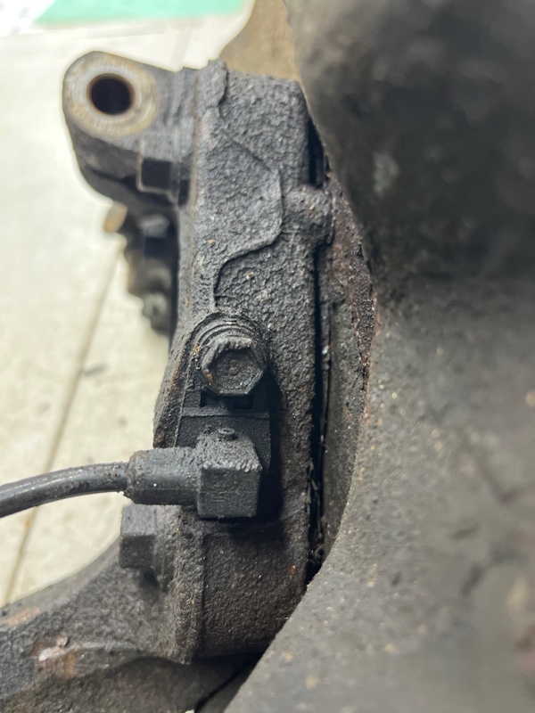 Кулак поворотный левый со ступицей Santa fe 2005-2012 CM 2.2 diesel D4HB