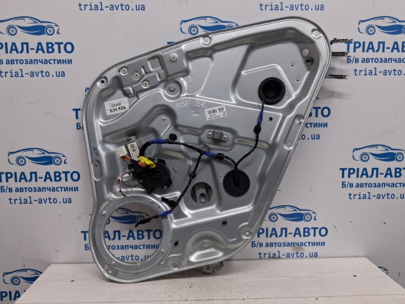 Стеклоподъемник задний правый Hyundai Santa fe 2005-2012 CM 2.2 diesel D4HB 834812B000 Б/У