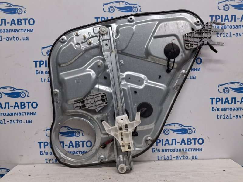 Стеклоподъемник задний левый Santa fe 2005-2012 CM 2.2 diesel D4HB