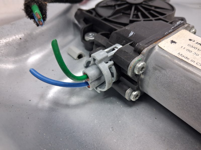 Стеклоподъемник задний левый Hyundai Santa fe CM 2.2 diesel D4HB